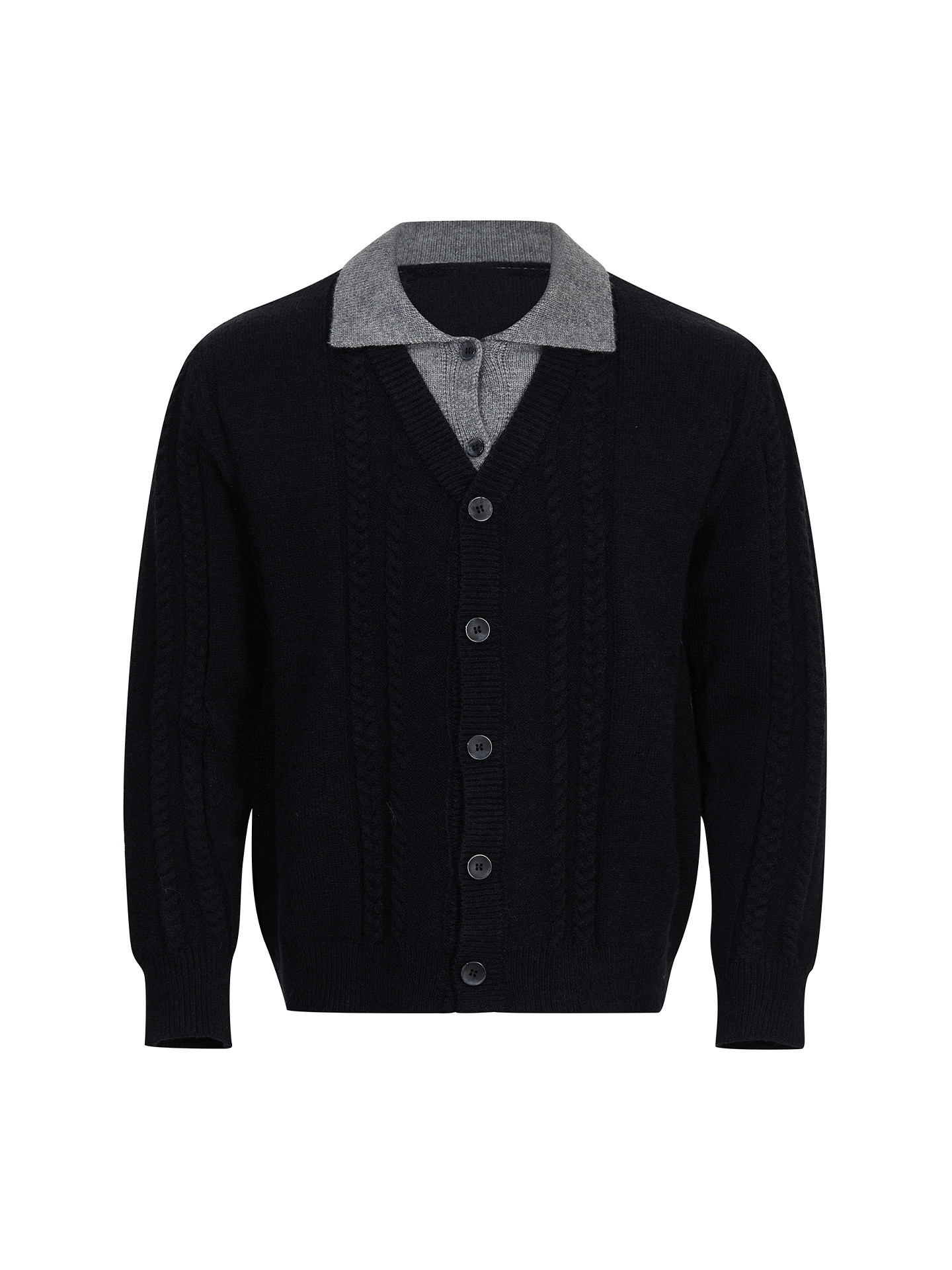 Vintage-style cable-knit high-neck cardigan – a relaxed, laid-back knitwear piece