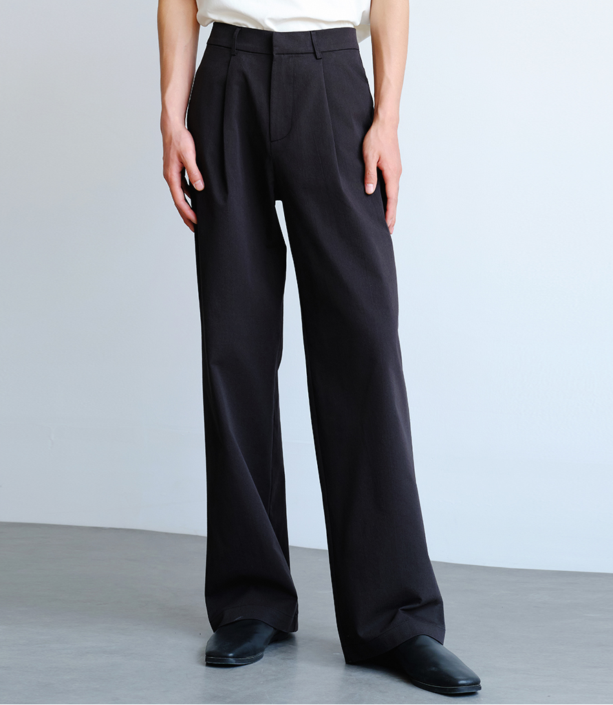 Pantaloni casual da uomo in cotone e lino con pieghe