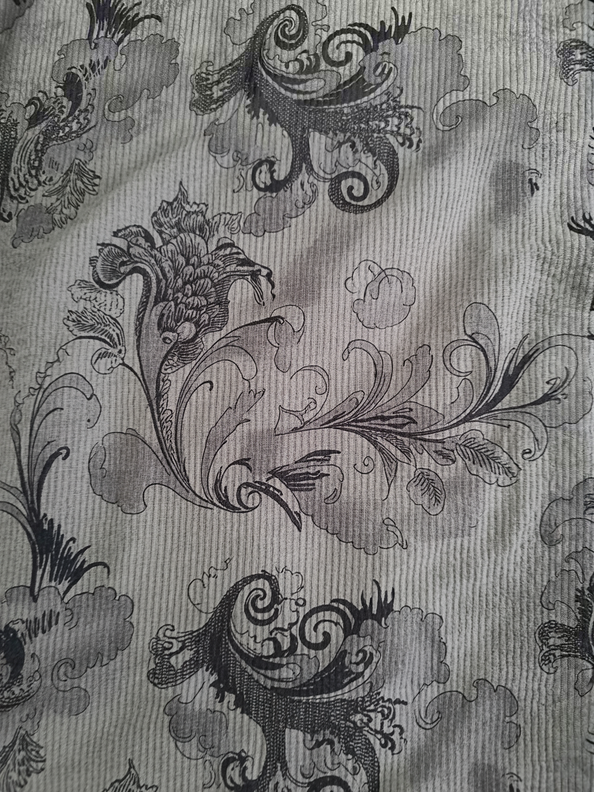 Vestaglia da uomo con cappuccio e stampa Paisley